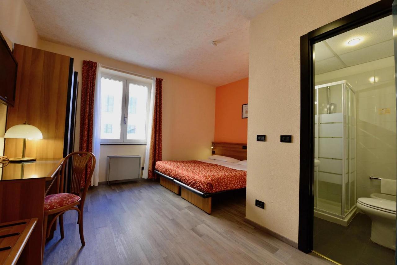 Hotel Europa Gênes Extérieur photo