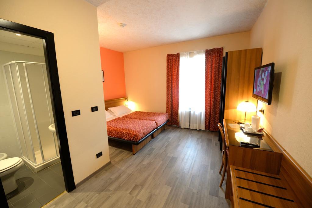 Hotel Europa Gênes Extérieur photo